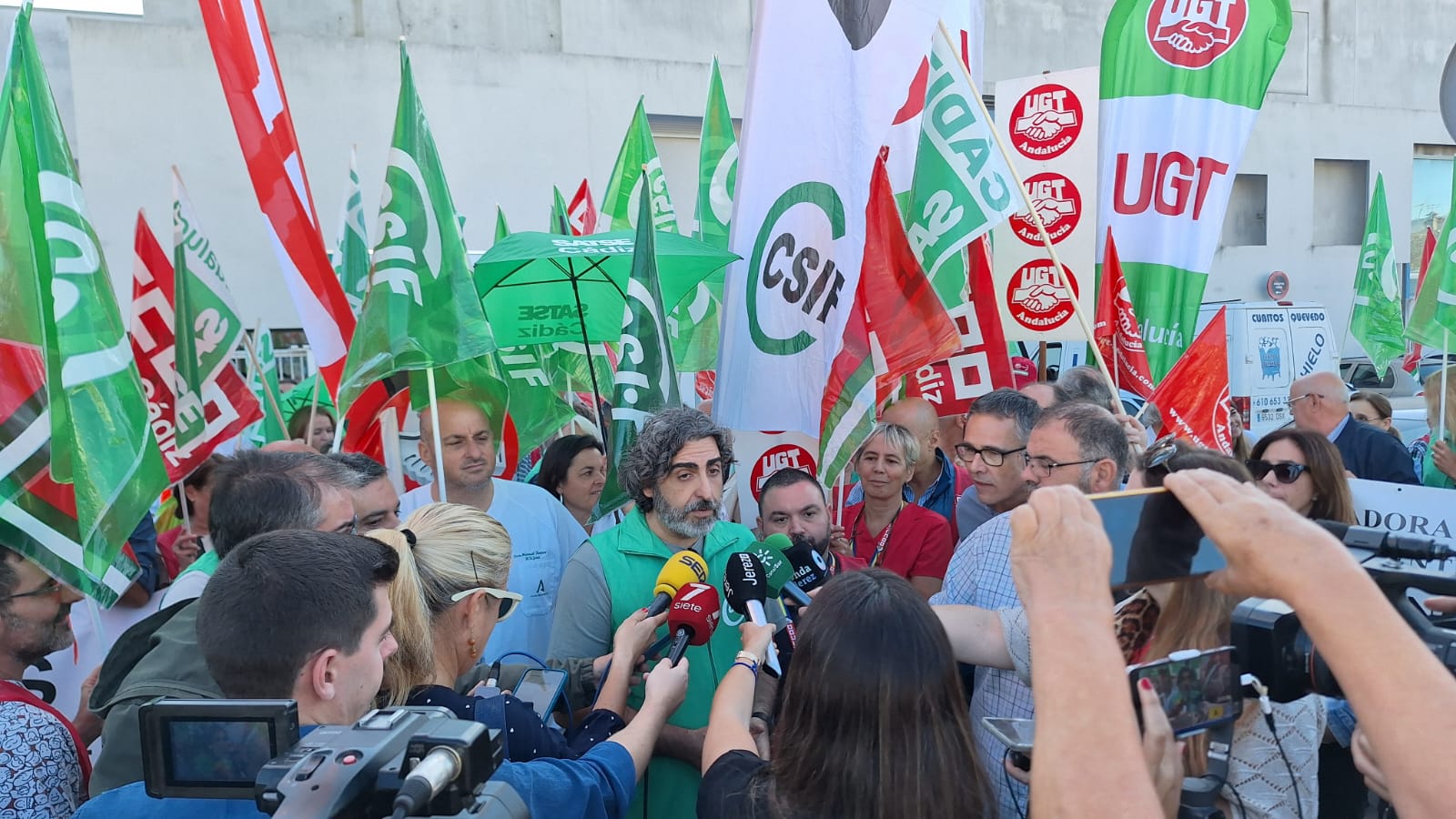 Movilización en el centro de salud La Milagrosa de Jerez de la Frontera