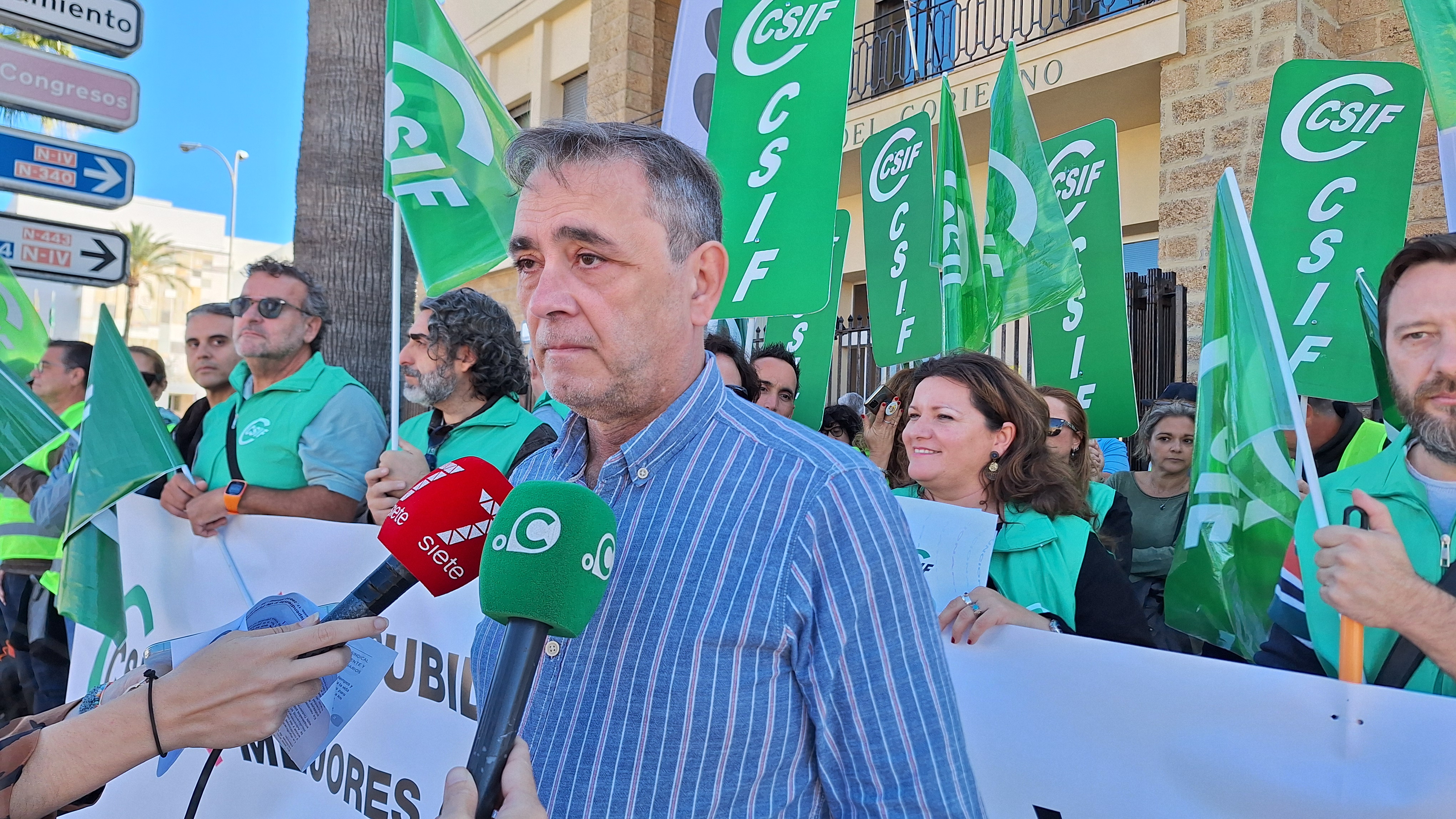 Concentración empleados públicos Cádiz